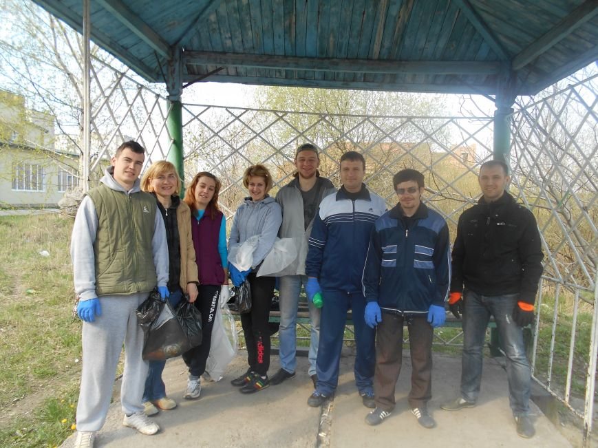 Волонтери зробили Квасилів чистим2 Волонтери зробили Квасилів чистим2