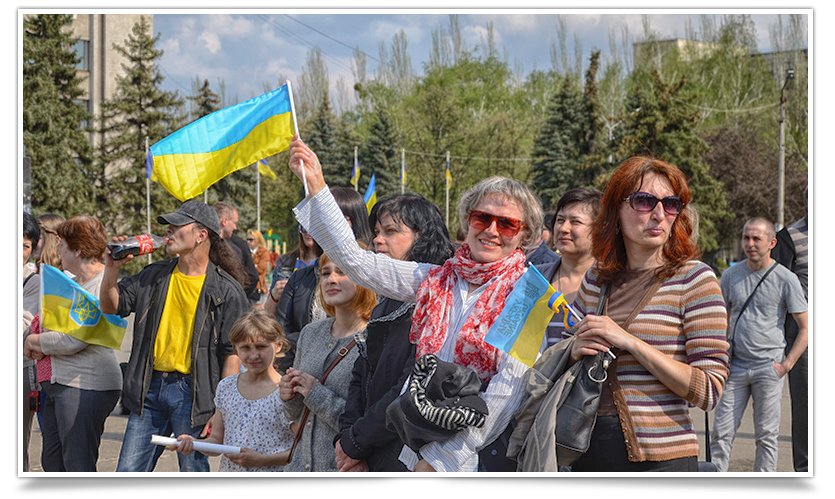 В Славянске снова прошло Вече, весеннее и яркое, с музыкой и стихами(фотофакт) (фото) - фото 2 В Славянске снова прошло Вече, весеннее и яркое, с музыкой и стихами(фотофакт) (фото) - фото 2