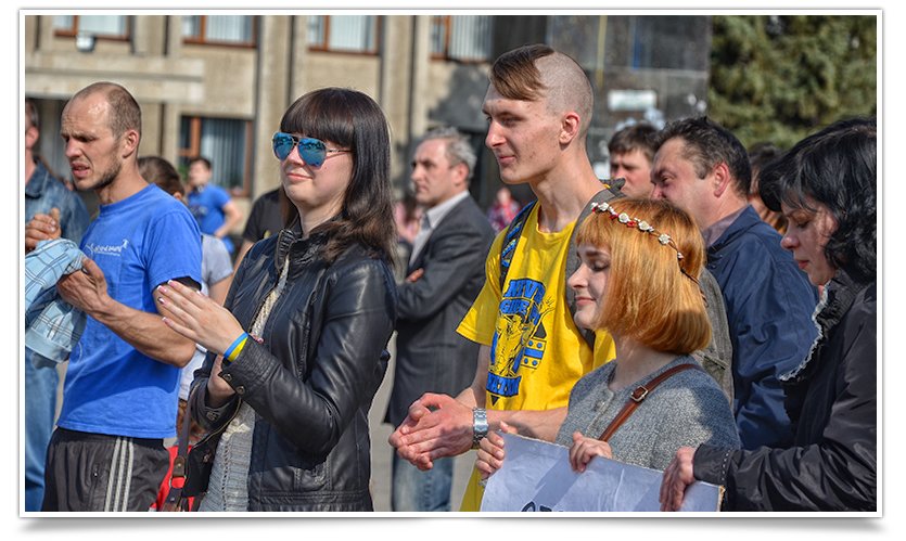 В Славянске снова прошло Вече, весеннее и яркое, с музыкой и стихами(фотофакт) (фото) - фото 6 В Славянске снова прошло Вече, весеннее и яркое, с музыкой и стихами(фотофакт) (фото) - фото 6