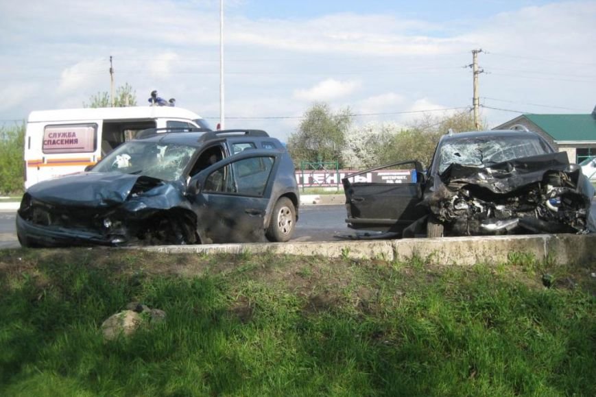 За выходные на белгородских дорогах три человека погибли и 17 пострадали в ДТП (фото) - фото 3 За выходные на белгородских дорогах три человека погибли и 17 пострадали в ДТП (фото) - фото 3