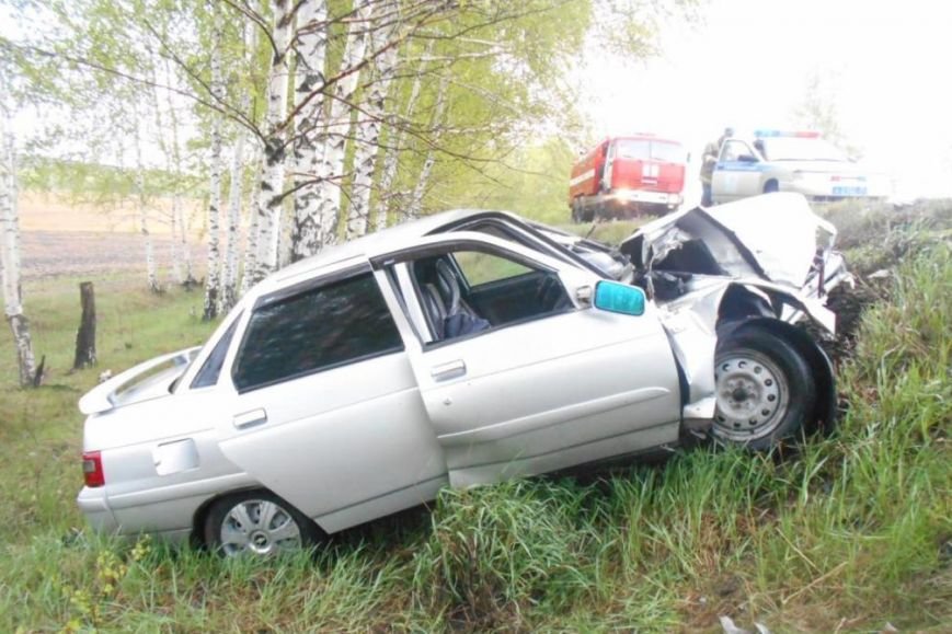 За выходные на белгородских дорогах три человека погибли и 17 пострадали в ДТП (фото) - фото 1 За выходные на белгородских дорогах три человека погибли и 17 пострадали в ДТП (фото) - фото 1
