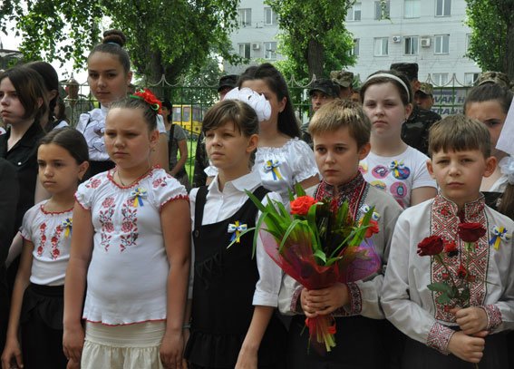 У Полтаві відкрили меморіальну дошку загиблому в зоні АТО правоохор... У Полтаві відкрили меморіальну дошку загиблому в зоні АТО правоохоронцю (фото) - фото 2