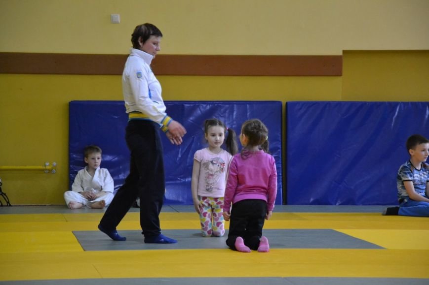 У Хмельницькому відбулись кваліфікаційні змагання для маленьких дзюдоїстів (фото) - фото 7 У Хмельницькому відбулись кваліфікаційні змагання для маленьких дзюдоїстів (фото) - фото 7