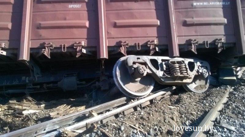 Товарный состав сошел с рельсов в Светлогорске (фото) (фото) - фото 3 Товарный состав сошел с рельсов в Светлогорске (фото) (фото) - фото 3