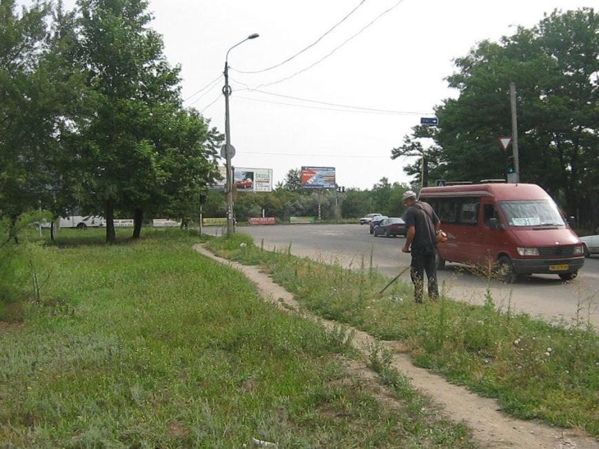 Николаевские коммунальщики наводят марафет в центре города (ФОТО) (... Николаевские коммунальщики наводят марафет в центре города (ФОТО) (фото) - фото 4