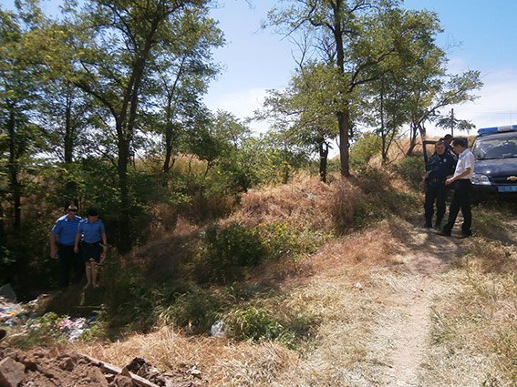 В николаевской «ракетке» нашли пакет с гранатами Ф-1 (ФОТО) (фото)... В николаевской «ракетке» нашли пакет с гранатами Ф-1 (ФОТО) (фото) - фото 2
