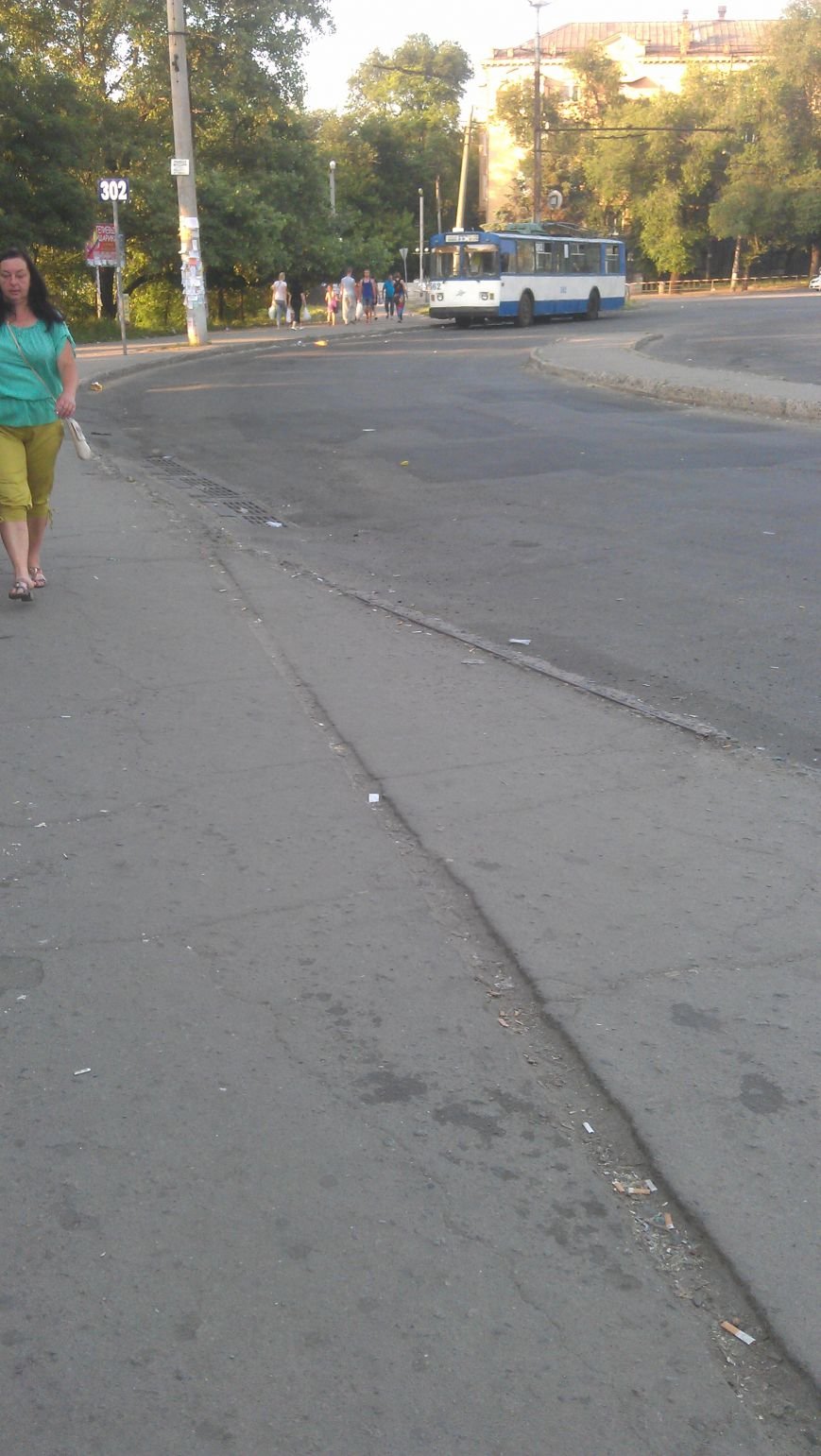 В Кривом Роге отремонтировали  дорожное покрытие на площади Освобождения (ФОТО) (фото) - фото 1