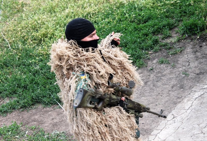 Под Николаевом снайпера-десантники показали, что они умеют воевать... Под Николаевом снайпера-десантники показали, что они умеют воевать (ФОТО) (фото) - фото 5