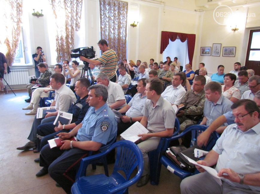 Павильон, демонтированный за незаконную торговлю в Мариуполе, отправится на фронт (ФОТО) (фото) - фото 1 Павильон, демонтированный за незаконную торговлю в Мариуполе, отправится на фронт (ФОТО) (фото) - фото 1