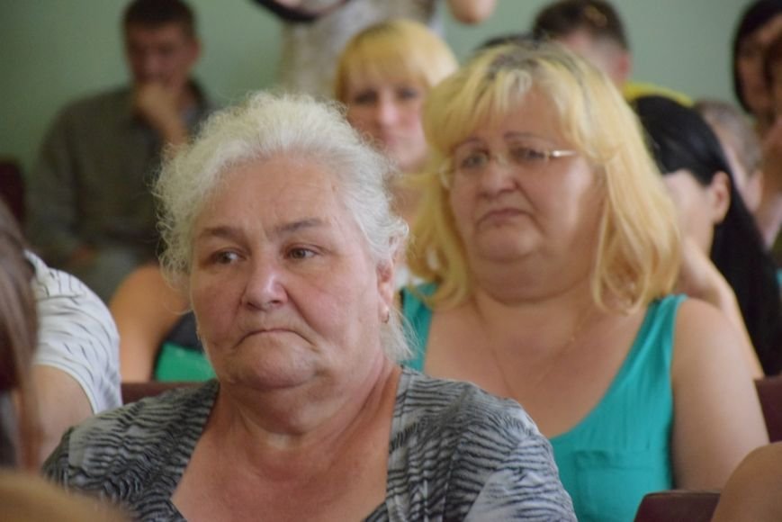В Николаеве семьям вынужденных переселенцев передали аптечки и сладости (ФОТО) (фото) - фото 2 В Николаеве семьям вынужденных переселенцев передали аптечки и сладости (ФОТО) (фото) - фото 2