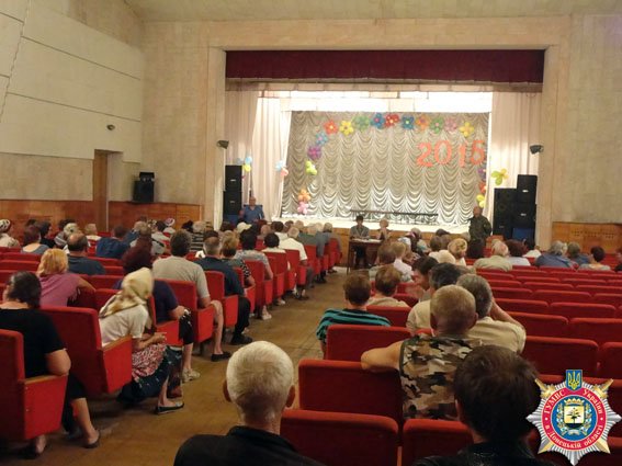 Жители с.Красное Красноармейского района обсудили проблемные вопрос... Жители с.Красное Красноармейского района обсудили проблемные вопросы своей громады (фото) - фото 1
