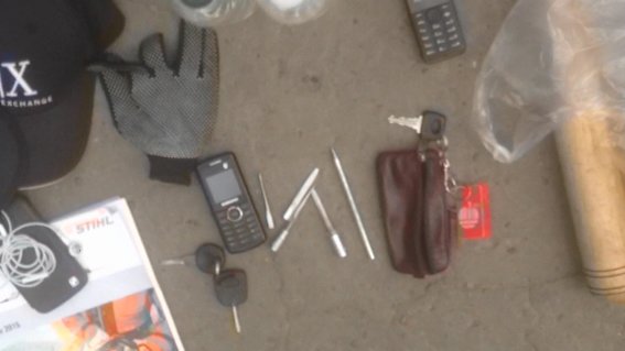 Буковинські правоохоронці затримали двох заїжджих грабіжник..., фото-2 Буковинські правоохоронці затримали двох заїжджих грабіжників салонів автомобілів, фото-2