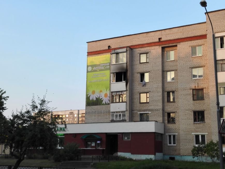 Ночной пожар в доме Молодежная, 16, фото-3 Ночной пожар в доме Молодежная, 16, фото-3