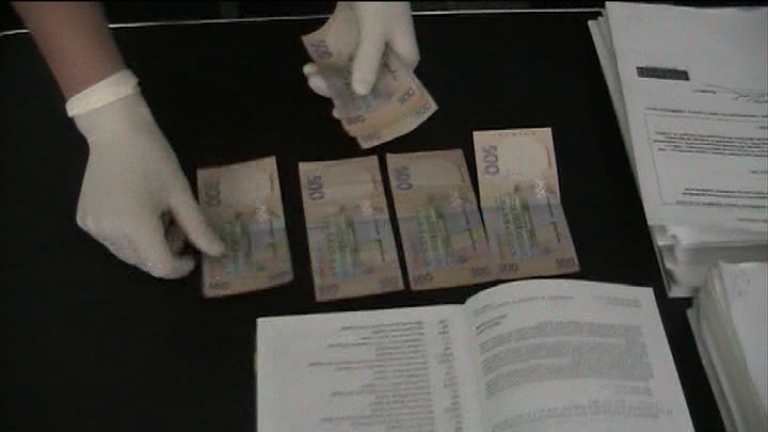 На хабарі попався буковинський міліціонер (ОНОВЛЕНО), фото-1 На хабарі попався буковинський міліціонер (ОНОВЛЕНО), фото-1
