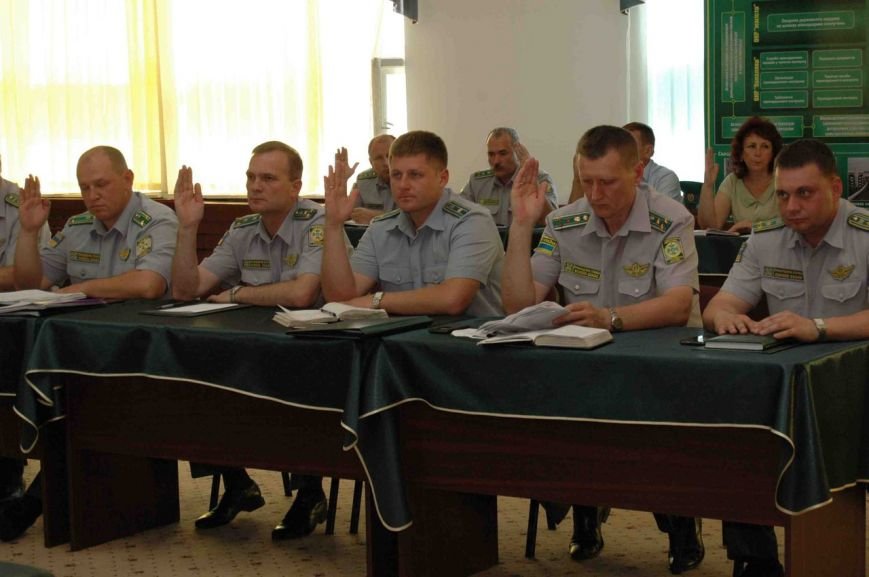 В академії Державної прикордонної служби ім. Б. Хмельницького обирали новий професорсько-викладацький склад (ФОТО) (фото) - фото 2 В академії Державної прикордонної служби ім. Б. Хмельницького обирали новий професорсько-викладацький склад (ФОТО) (фото) - фото 2