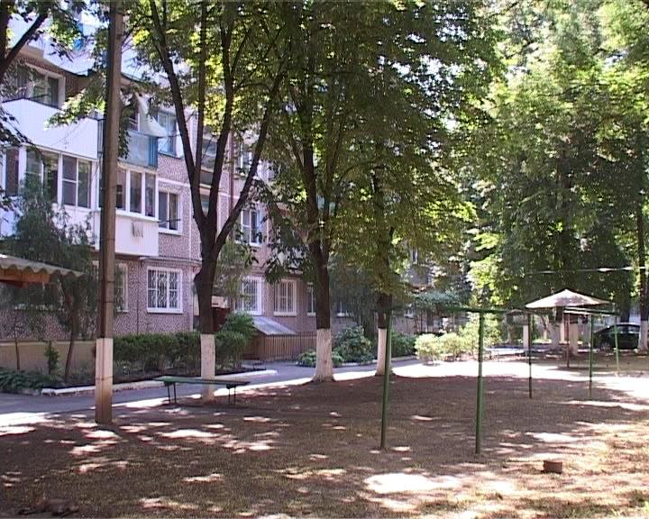 Пожилая армавирка требует установить для себя отдельный тариф на оплату коммуналки (фото) - фото 1 Пожилая армавирка требует установить для себя отдельный тариф на оплату коммуналки (фото) - фото 1