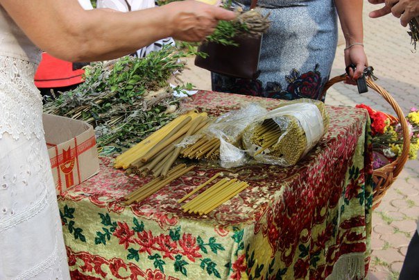 Як у Чернівцях святкували Маковія (фото) - фото 2 Як у Чернівцях святкували Маковія (фото) - фото 2