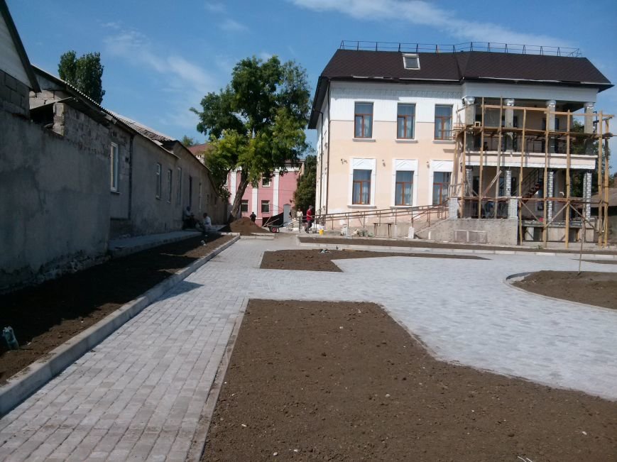 Мариупольский художественный музей имени Куинджи залечил следы обстрела и преображается (ФОТО) (фото) - фото 3 Мариупольский художественный музей имени Куинджи залечил следы обстрела и преображается (ФОТО) (фото) - фото 3