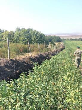 На Буковині правоохоронці виявили трубопровід для спирту, фото-1 На Буковині правоохоронці виявили трубопровід для спирту, фото-1