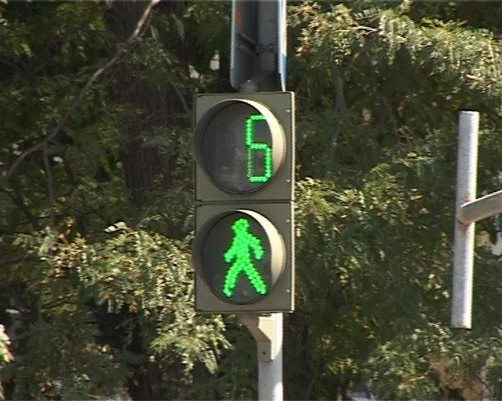 В Армавире водитель сбил 11-летнюю девочку на пешеходном переходе (фото) - фото 1 В Армавире водитель сбил 11-летнюю девочку на пешеходном переходе (фото) - фото 1