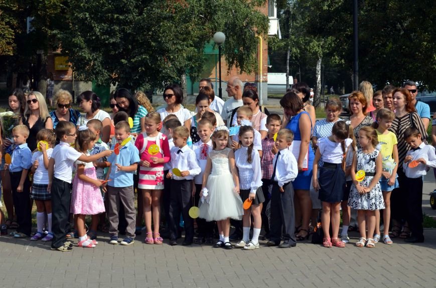 Перший дзвоник в «Юному Європейці». Фото (фото) - фото 11 Перший дзвоник в «Юному Європейці». Фото (фото) - фото 11