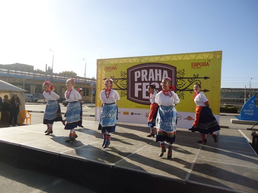 В Волгограде впервые прошел фестиваль чешской и европейской кухни P... В Волгограде впервые прошел фестиваль чешской и европейской кухни PRAHA FEST (фото) - фото 1