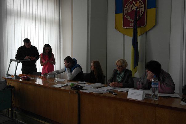 В Красноармейске провели жеребьевку для формирования участковых избирательных комиссий (фото) - фото 1 В Красноармейске провели жеребьевку для формирования участковых избирательных комиссий (фото) - фото 1