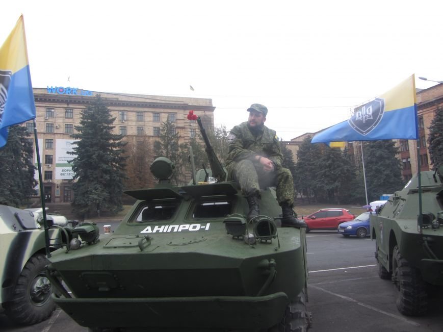 Как Днепропетровск отмечал День защитника Украины (ФОТО), фото-6 Как Днепропетровск отмечал День защитника Украины (ФОТО), фото-6