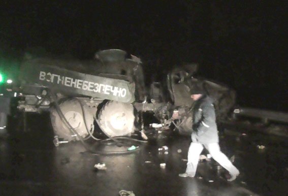 На Полтавщині військова техніка потрапила в аварію: є постраждалі (... На Полтавщині військова техніка потрапила в аварію: є постраждалі (ФОТО) (фото) - фото 1