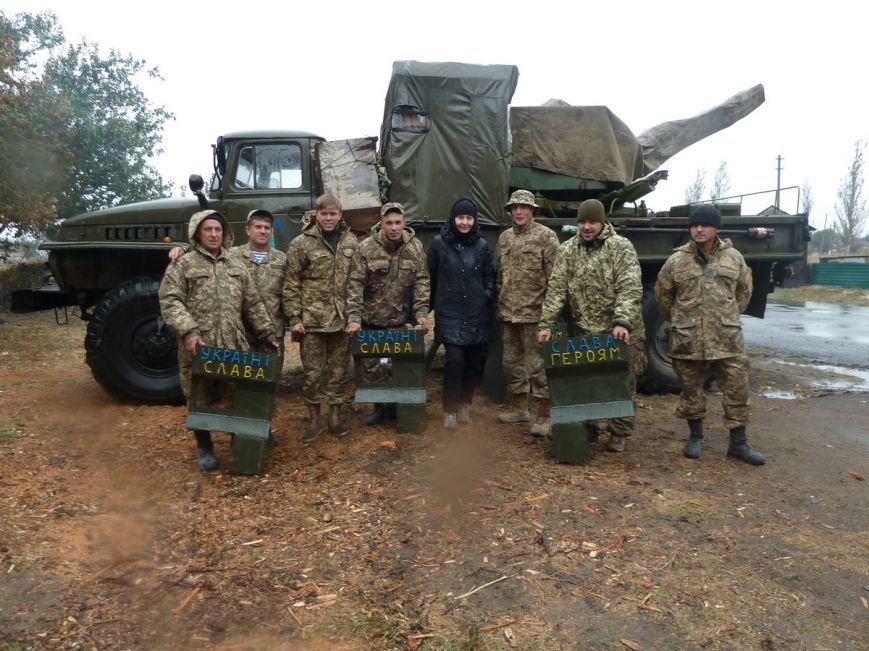 Бойцам николаевской аэромобилки отвезли на передовую зимнюю форму и... Бойцам николаевской аэромобилки отвезли на передовую зимнюю форму и спальники (ФОТО) (фото) - фото 2