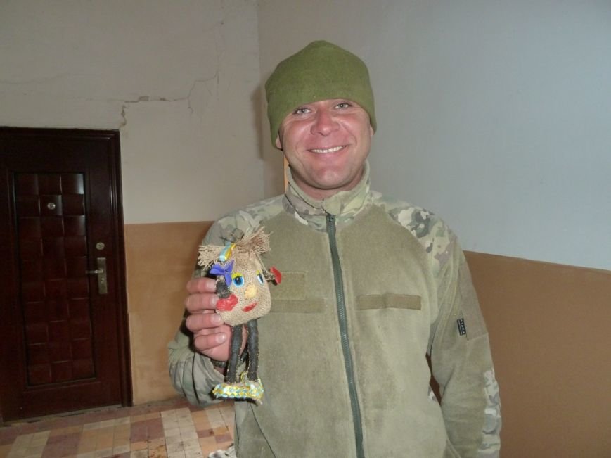 Бойцам николаевской аэромобилки отвезли на передовую зимнюю форму и... Бойцам николаевской аэромобилки отвезли на передовую зимнюю форму и спальники (ФОТО) (фото) - фото 8