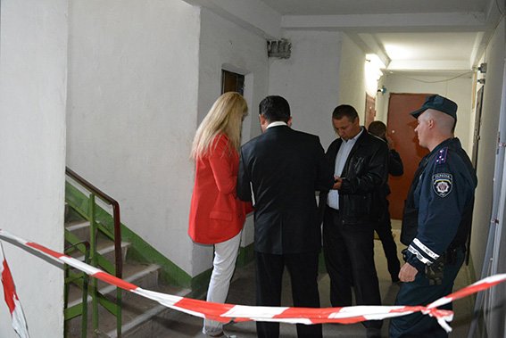 Взрыв в николаевской многоэтажке: в квартире вынесло окна и двери (... Взрыв в николаевской многоэтажке: в квартире вынесло окна и двери (ФОТО) (фото) - фото 1
