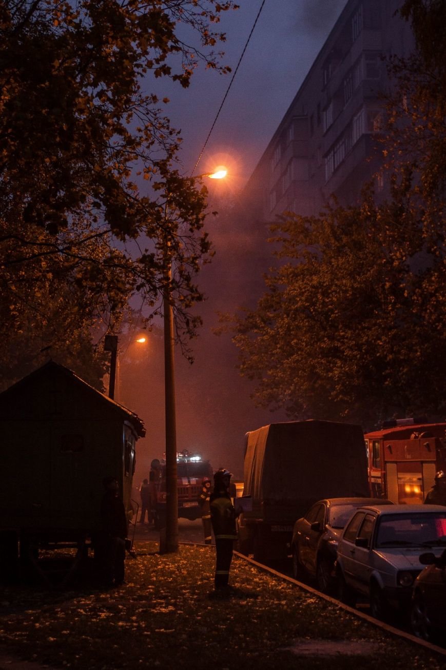 Крупный пожар в жилом доме на Кожара: сгорели несколько бал..., фото-3 Крупный пожар в жилом доме на Кожара: сгорели несколько балконов (ФОТО), фото-3