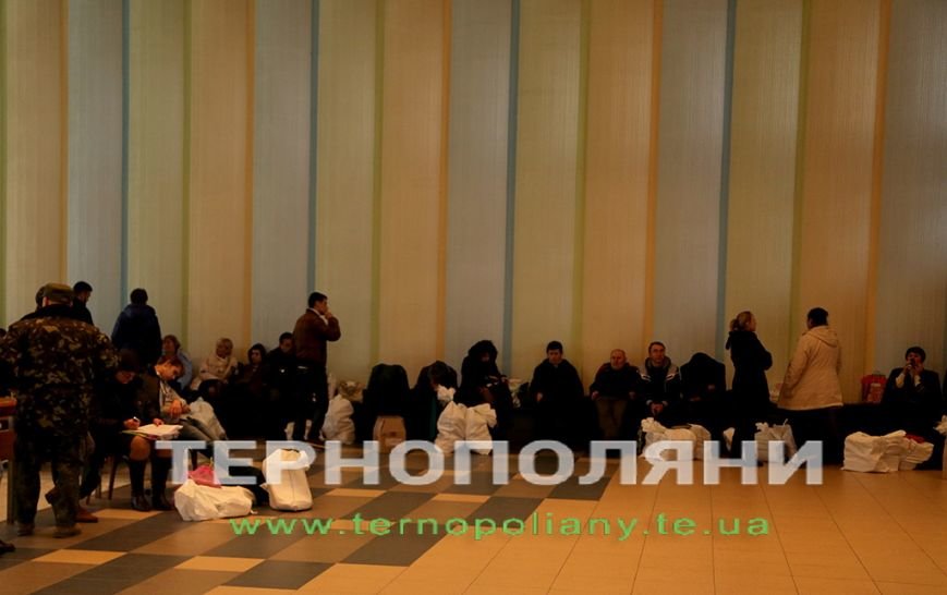 Члени ДВК не витримують навантаження, у «Березіль» неодноразово викликають «швидку» (Фото) (фото) - фото 2 Члени ДВК не витримують навантаження, у «Березіль» неодноразово викликають «швидку» (Фото) (фото) - фото 2