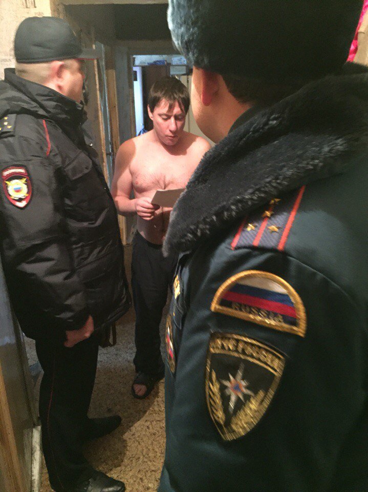 В новой Москве прошли совместные рейды сотрудников МЧС и полиции (фото) - фото 2