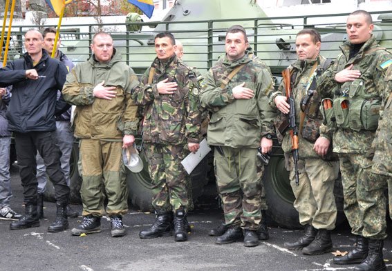 Як в Полтаві правоохоронців до зони АТО проводжали (фото, відео) (ф... Як в Полтаві правоохоронців до зони АТО проводжали (фото, відео) (фото) - фото 5