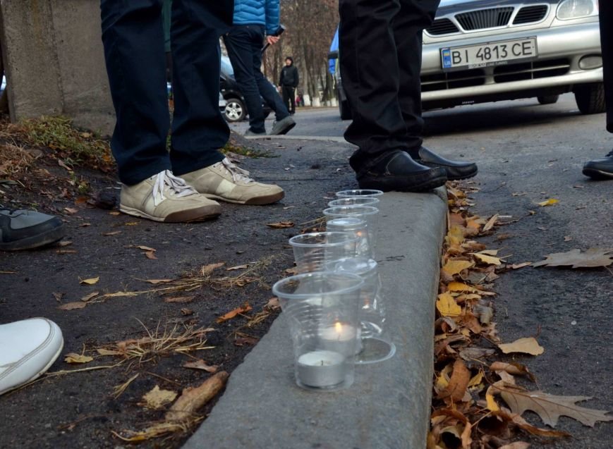 У Полтаві вшанували жертв ДТП (ФОТО) (фото) - фото 3 У Полтаві вшанували жертв ДТП (ФОТО) (фото) - фото 3