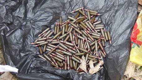 В Донецкой области у гражданина России изъяли полторы тысячи патронов (ФОТО, ВИДЕО) (фото) - фото 1 В Донецкой области у гражданина России изъяли полторы тысячи патронов (ФОТО, ВИДЕО) (фото) - фото 1