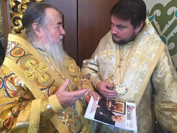 В Днепропетровске отметили праздник храма в честь святителя Иоанна... В Днепропетровске отметили праздник храма в честь святителя Иоанна Златоуста (ФОТО) (фото) - фото 2
