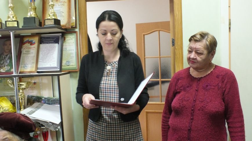 В праздничный день общество инвалидов  посетили представители   компании  «Кубань-Ти» (фото) - фото 1