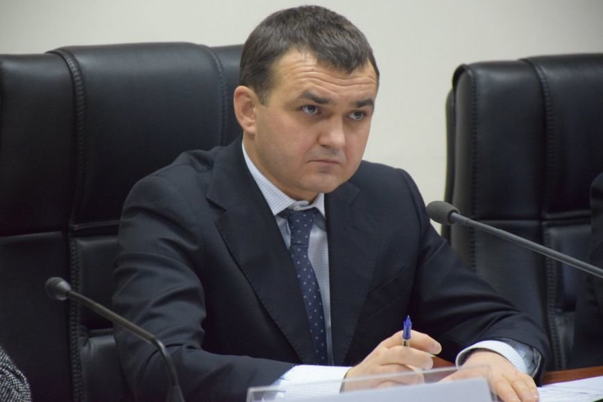 Николаевских полисменов выгонят на борьбу со снегом (ФОТО) (фото) -... Николаевских полисменов выгонят на борьбу со снегом (ФОТО) (фото) - фото 1