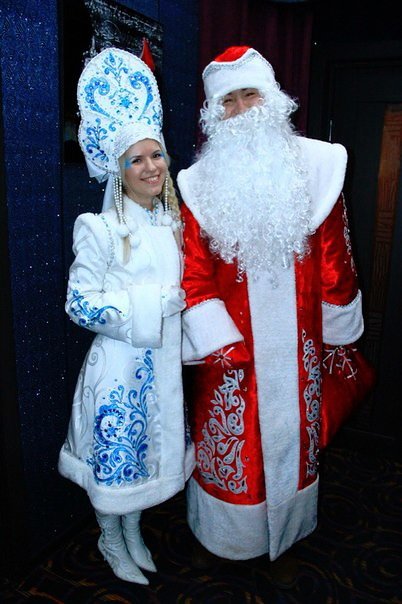 Дед Мороз и Снегурочка в Усть-Каменогорске