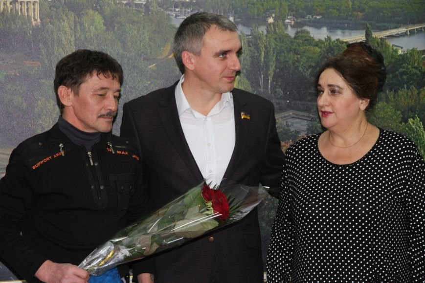 Николаевский мэр вручил ордера на квартиры воинам-афганцам (ФОТО) (... Николаевский мэр вручил ордера на квартиры воинам-афганцам (ФОТО) (фото) - фото 5