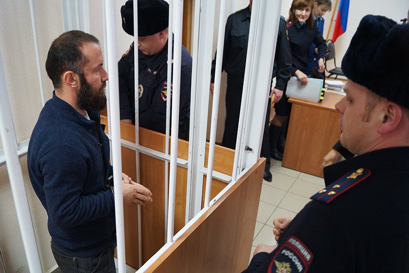 Взятый под стражу белгородский имам Исмаилов: Оружие и взрывчатку м... Взятый под стражу белгородский имам Исмаилов: Оружие и взрывчатку мне подбросили сотрудники ФСБ (фото) - фото 2