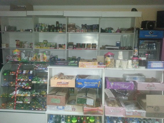 Березнівські правоохоронці затримали двох зловмисників, які обікрали магазин та кафе (фото) - фото 1 Березнівські правоохоронці затримали двох зловмисників, які обікрали магазин та кафе (фото) - фото 1