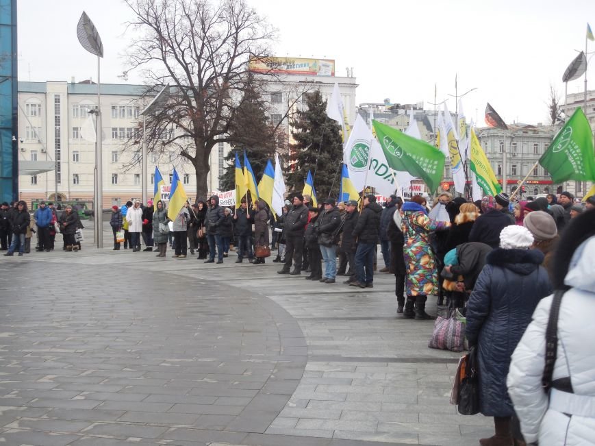 Харьковские предприниматели вышли протестовать против новых изменений в Налоговом кодексе (фото) - фото 1