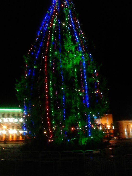 Как Полоцк готовится к Новому году: огни ночного города (фото) - фо... Как Полоцк готовится к Новому году: огни ночного города (фото) - фото 3
