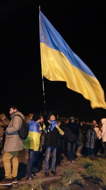На открытии памятника Святославу Храброму в Мариуполе звучал казацк... На открытии памятника Святославу Храброму в Мариуполе звучал казацкий рок и melodic-heavy-folk (фото) - фото 3