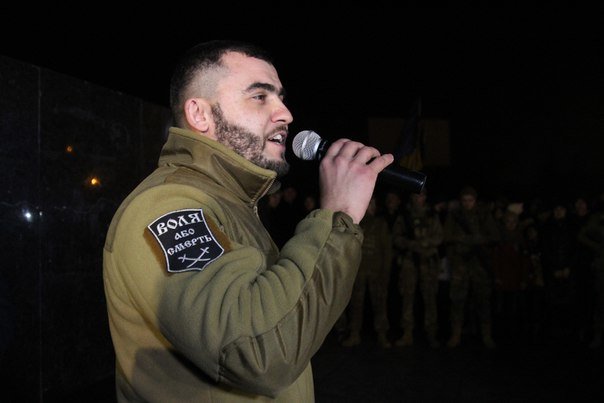 Памятник Святославу Храброму создавал криворожанин по эскизу бойца... Памятник Святославу Храброму создавал криворожанин по эскизу бойца полка