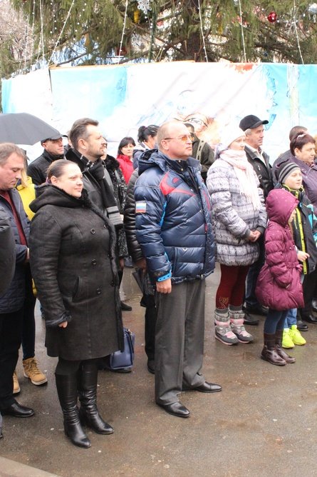 В центре Симферополя открылся рождественский вертеп (ФОТО) (фото) -... В центре Симферополя открылся рождественский вертеп (ФОТО) (фото) - фото 3